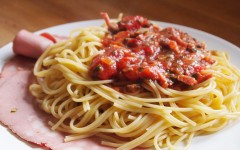 spaghetti, ragù